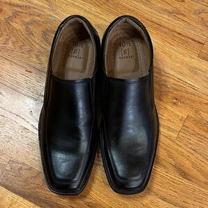 NWOT George Men's Classic Black Loafers